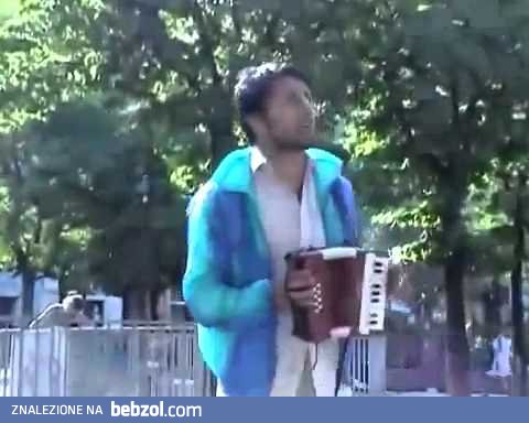 Jak uciszyć ulicznego grajka