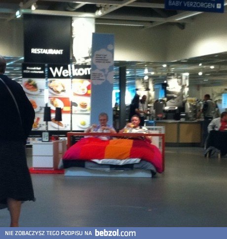 Nie ma to jak śniadanie w IKEA