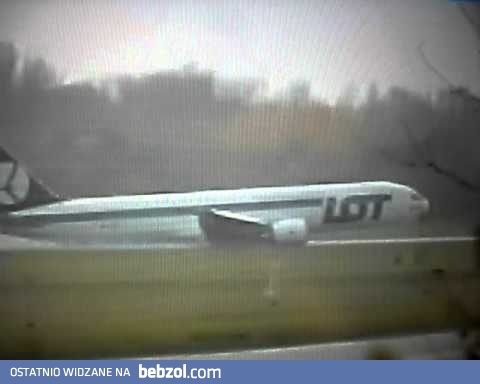 1.11.2011 - awaryjne lądowanie - Boeing 767 LOT w Warszawie
