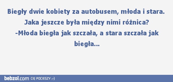 Biegły dwie kobiety za autobusem