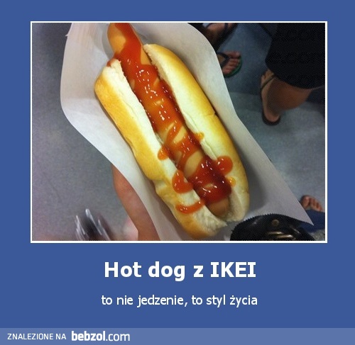 Hot dog z IKEI
