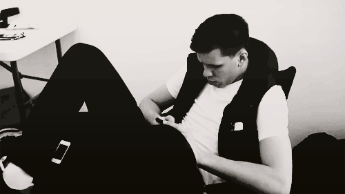 Wojtek Szczęsny pozdrawia