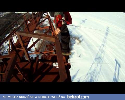 Nieudany skok ze spadochronem