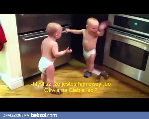 Poważna dyskusja dwóch bobasów