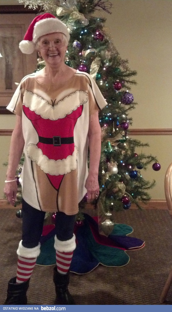 Babcia się wylaszczyła na Święta