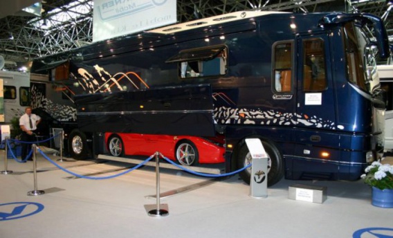Ekskluzywny autobus (9 zdjęć)