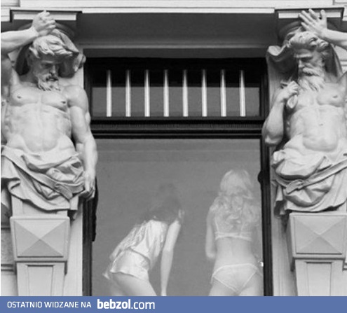 Prawdziwie męskie posągi