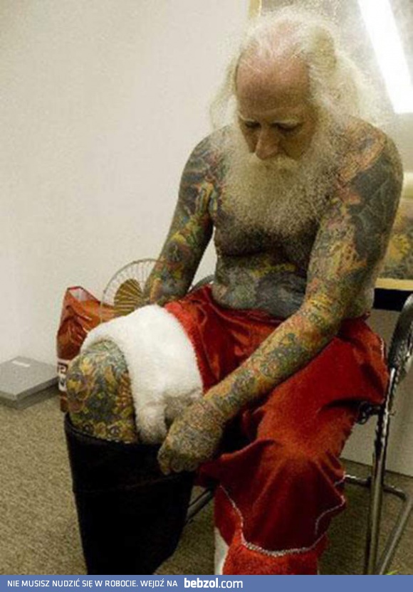 Mikołaj szykuje się do pracy