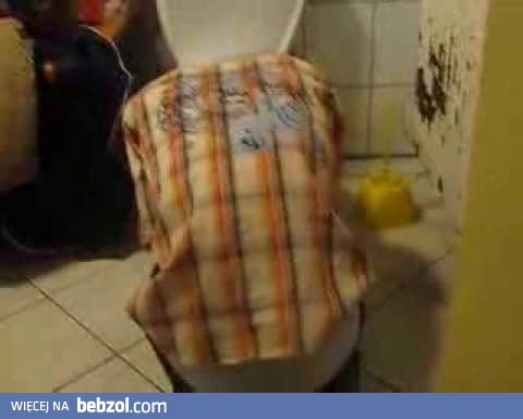 Zasnęło się temu chłopaku