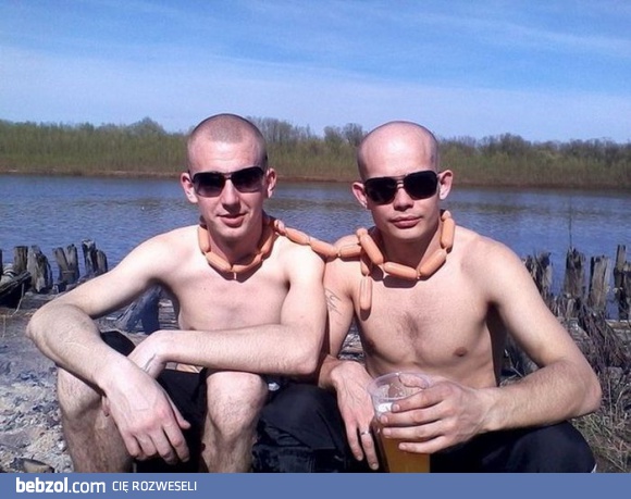 Z kumplem nad jeziorkiem