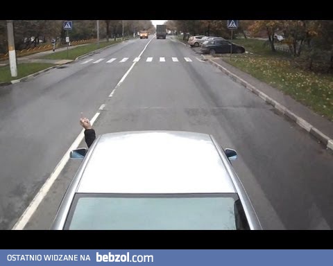 Nie pokazuj kierowcy tira środkowego palca!