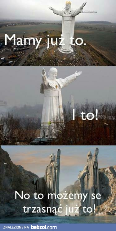 Polacy lubią pomniki