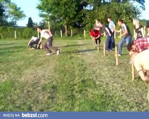 Drunk running contest 