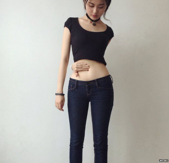 #BellyButtonChallenge - nowy trend 