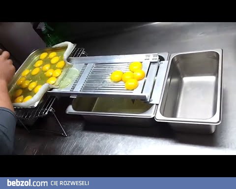 Jak oddzielić żółtko od białka za pomocą urządzenia domow 