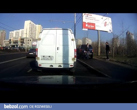 Jazda samochodem po chodniku