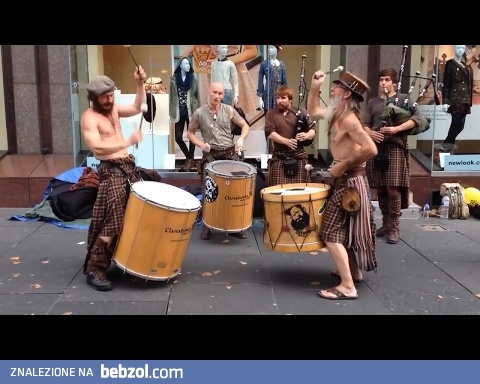Clanadonia : Niesamowici uliczni muzycy