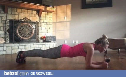 Nagródź się za każde ćwiczenie - ćwicz z lampką wina