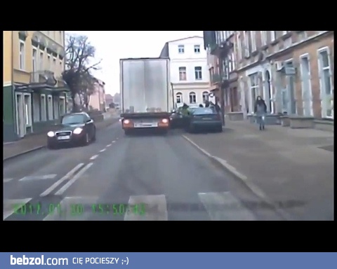 A z auta wysiadam tak 