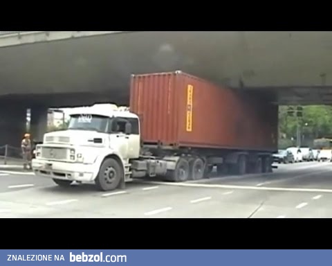 Ciężarówki vs Mosty