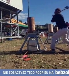 Jednoręki drwal niszczy konkurencje 