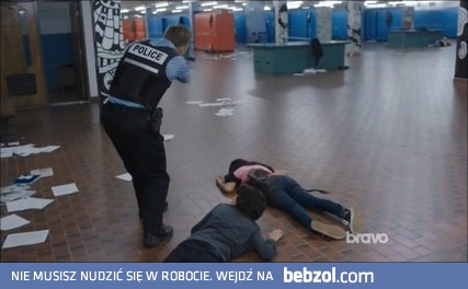 Kapitalna scena z kanadyjskiego serialu policyjnego.