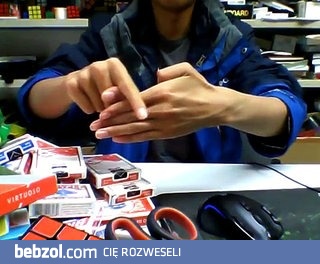 Trick z kciukiem na zupełnie nowym poziomie