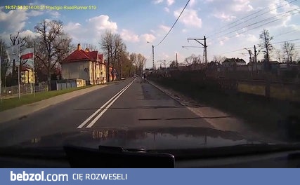 Dlaczego trzeba uważać podczas wyprzedzania rowerzystów