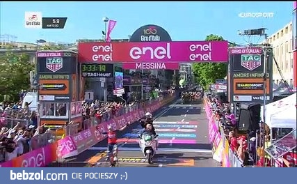 Luka Pibernik świętuje wygrana okrążenie za wczesnie