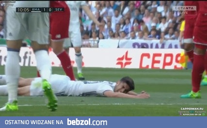 Niecodzienny gol Nacho z meczu Real Madryt - Sevilla