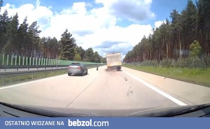 Wypadek przy wyprzedzaniu