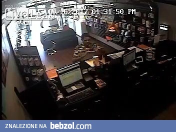 bandyta skutecznie używa 