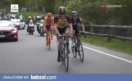 Kiedy przyciśnie dwójeczka a jesteś kolarzem. 