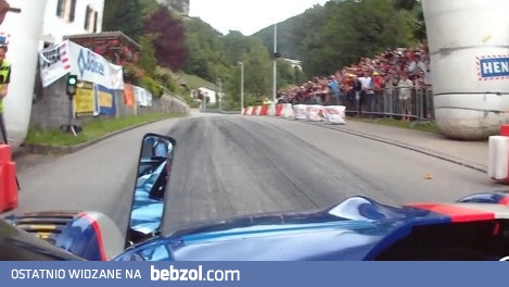 Szaleńcza jazda górskimi serpentynami