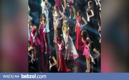 Miss Holandii tańczy w czasie prób czekając na konkurs