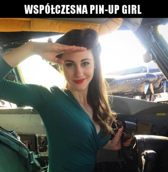 Współczesna pin-up girl. 
