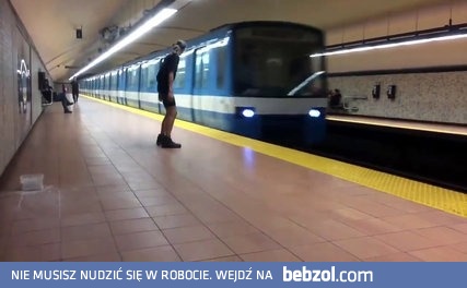 Niewiarygodnie silny facet zatrzymuje pociąg