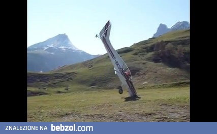 Pilot robi świecę... 