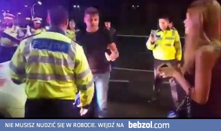 Rumuński policjant nokautuje pijanego 