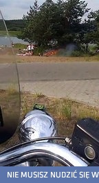 Grill pozostawiony bez nadzoru, doprowadza do zaprószenia ognia 