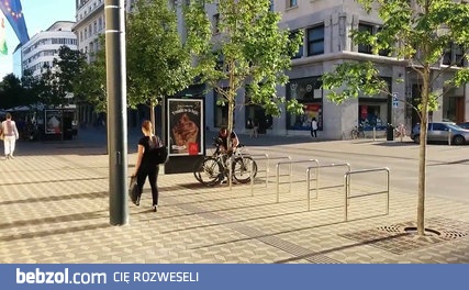 Typ nagrany na kradzieży roweru w biały dzień