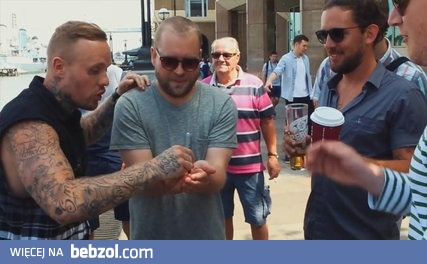 Magik wyrzucił kolesiowi telefon do rzeki