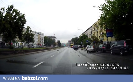 Warszawskie EleTaxi daje popis