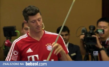 Lewandowski zaskoczył wszystkich trickiem bilardowym!