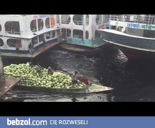 Zwariowany port morski w Bangladeszu