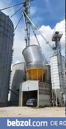 Przeciążony elewator z ziarnem łamie się i przewraca