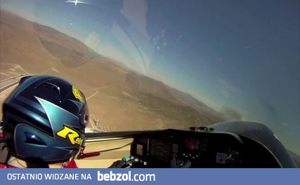 Awaryjne lądowanie samolotu po utracie śmigła 