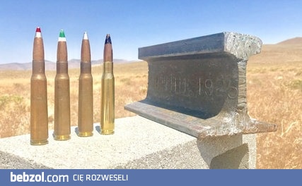Kawałek szyny kolejowej kontra nabój wielkokalibrowy