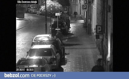 Kradł metodą na klamkę