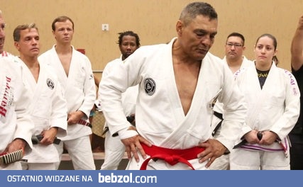 Rickson Gracie otrzymuje czerwony pas 
